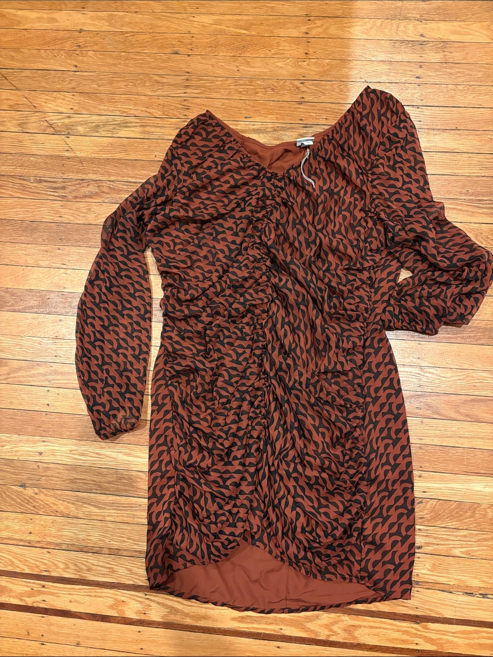 Ruched Long-Sleeve Printed Dress in Rust and Black
